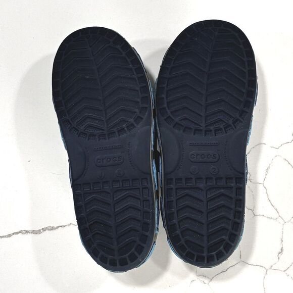 Crocs | FunLab Boys Waterproof Deep Blue Shark Comfort Sandals 206365 - Picture 11 of 13